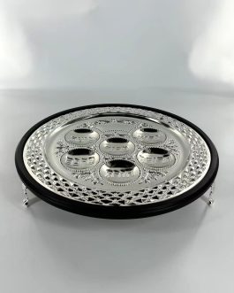 פסח 155s-1 עץ חום 43ס'מ גובה 7סמ מוכסף