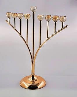 חנוכיה מתכת40X47 סמ