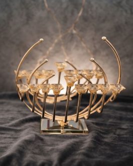 *31.10חנוכיה "קשתות" זהב 39X42