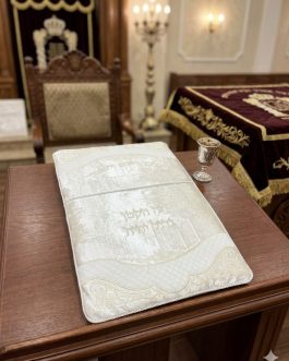 כרית לברית 70X47 קטיפה לבנה