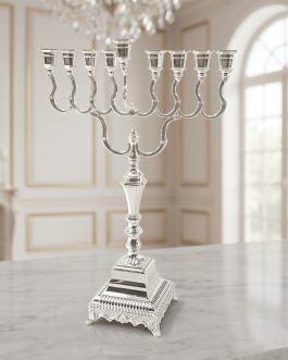 חנוכיה דגם אנגלי מוכספת29X42סמ'
