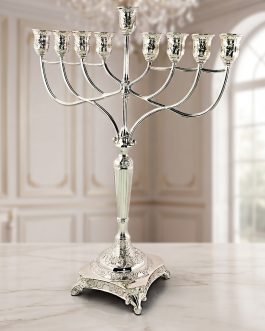 חנוכיה מוכספת 46סמ